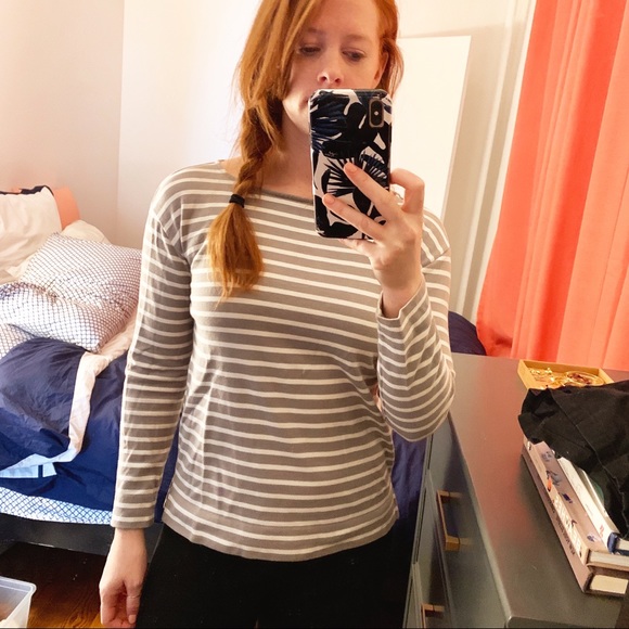 Everlane Strudy Tee - Picture 4 of 4